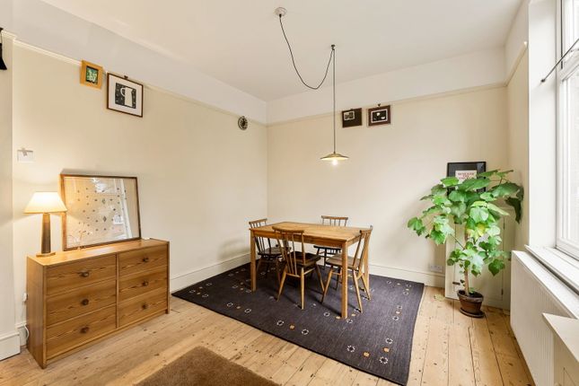 Fernleigh Avenue, Manchester photo 5