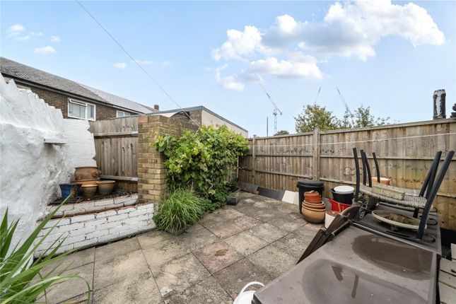 123, Perry Rise, London photo 3