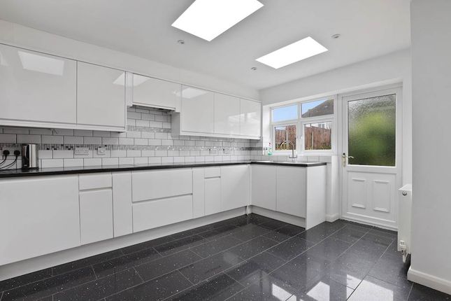 87a, South Eden Park Road, London photo 3
