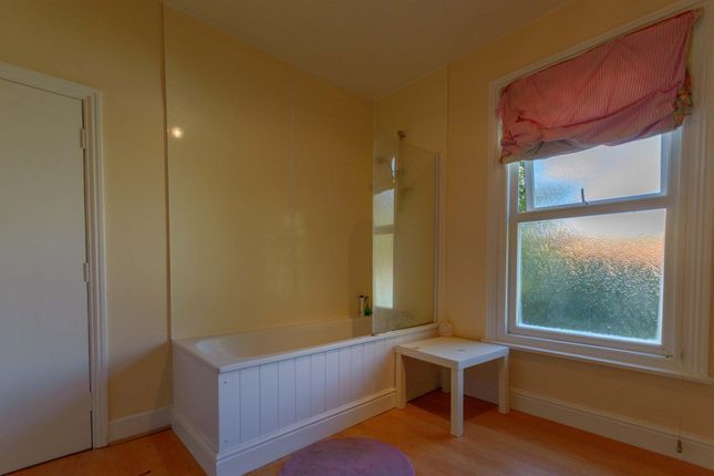 Room 1, 46, Wilton Road, SALISBURY photo 4