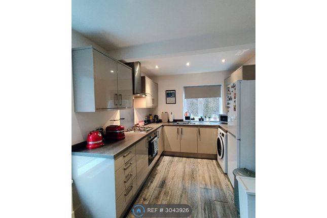 Ridge Grove, Leeds photo 5