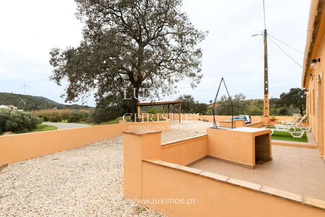 Villa for sale in São Bartolomeu De Messines, Portugal