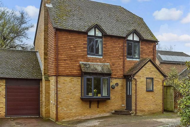 Link-detached house for sale in Carpenters Lane, Hadlow, Tonbridge, Kent