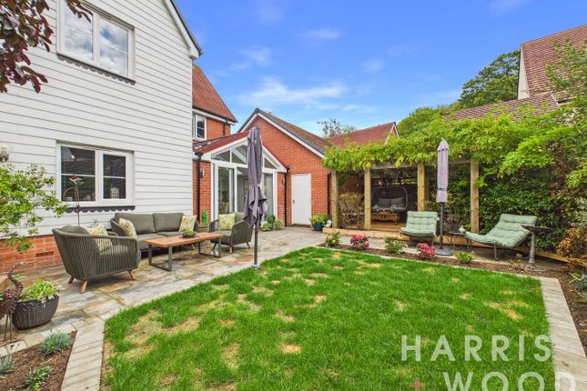 13 Ernest Fancy Lane, Colchester, Essex photo 4