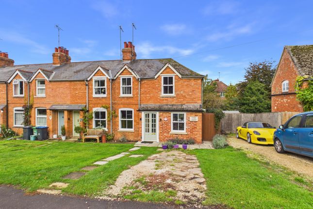 3-bed terraced on Heydons Terrace, Banbury, £450,000