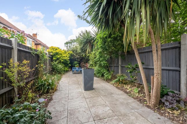 2, Garlies Road, London photo 3