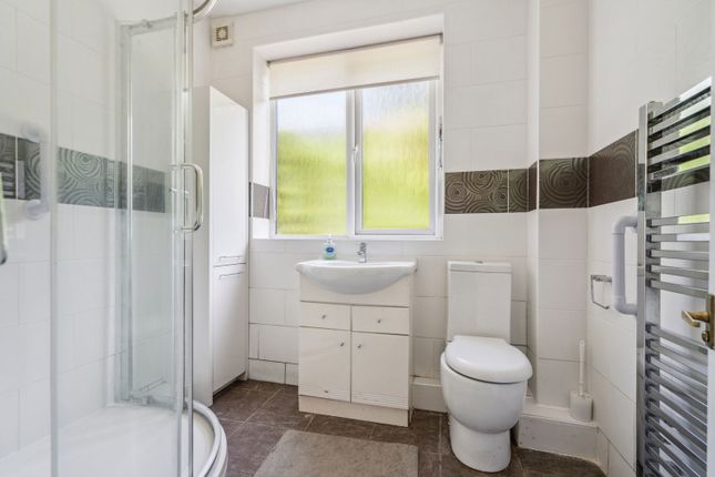 14, Rickmansworth Road, Pinner photo 3