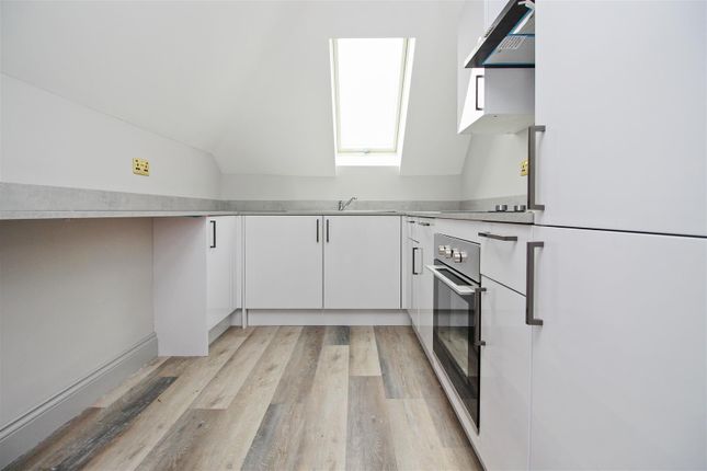 Flat to rent in Whitstable Road, Canterbury
