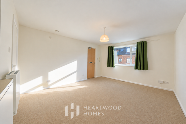 3 Dane Court, College Road, St. Albans photo 4