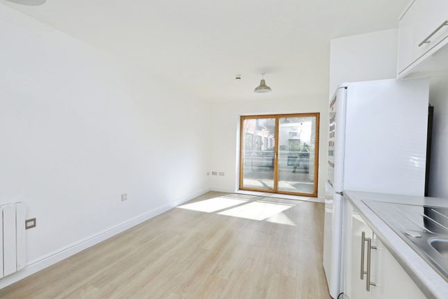 Flat 3, Markham Quay,, Camlough Walk, Derbyshire photo 4