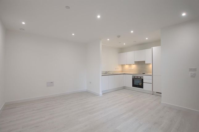 Thumbnail Flat to rent in Croxby House, Princes Regent Road, Hounslow