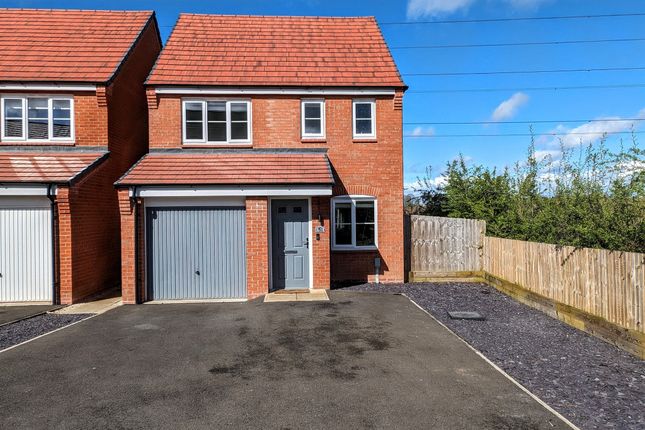 Detached house for sale in Shearer Close, Tamworth