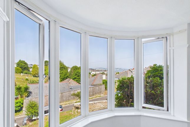 10, Berry Avenue, Paignton photo 3