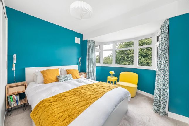 2, Garlies Road, London photo 4