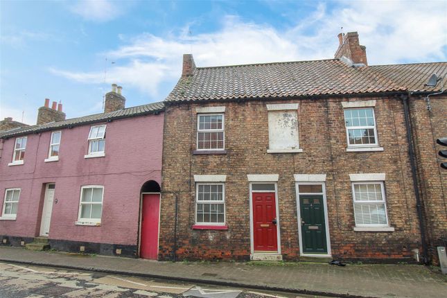 Thumbnail Terraced house for sale in Skellgarth, Ripon