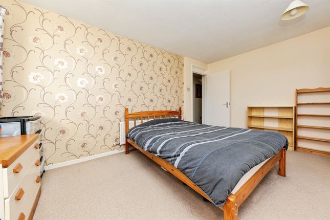 61, Swanstand, LETCHWORTH GARDEN CITY photo 3