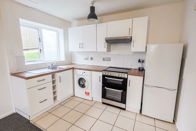 Flat to rent in Hattersfield Close, Belvedere