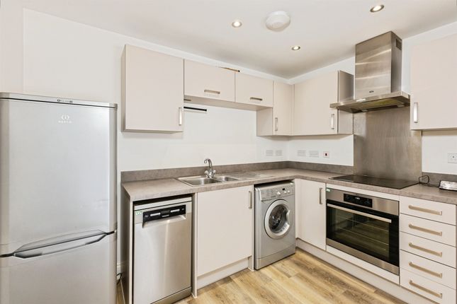 Flat 2, 1, Hayes Drive, Reading photo 4