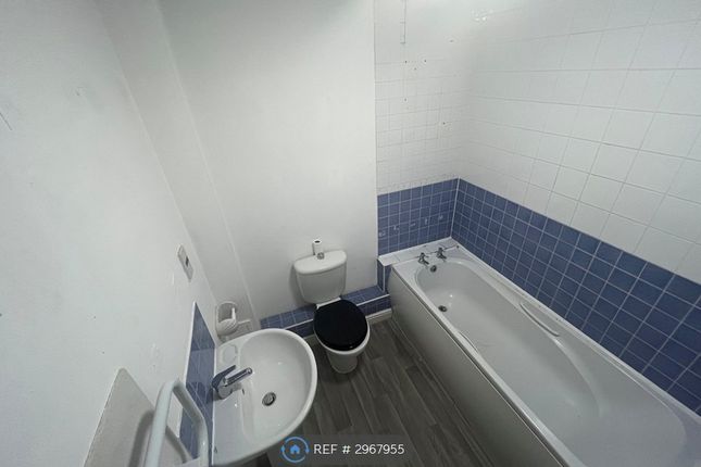 Stagshaw Close, Maidstone photo 5