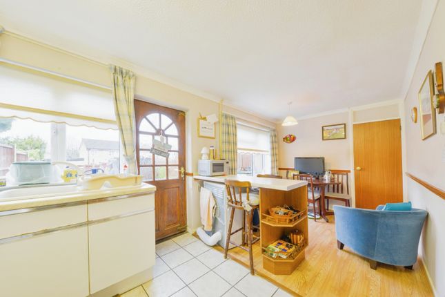 Thumbnail Terraced house for sale in Upper Maylins, Letchworth Garden City