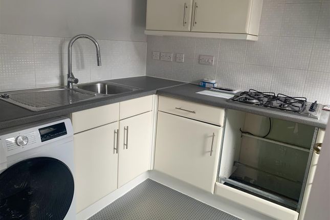 26, Louise Rayner Place, Chippenham photo 4