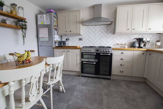 30, Bramley Drive, Frome photo 2