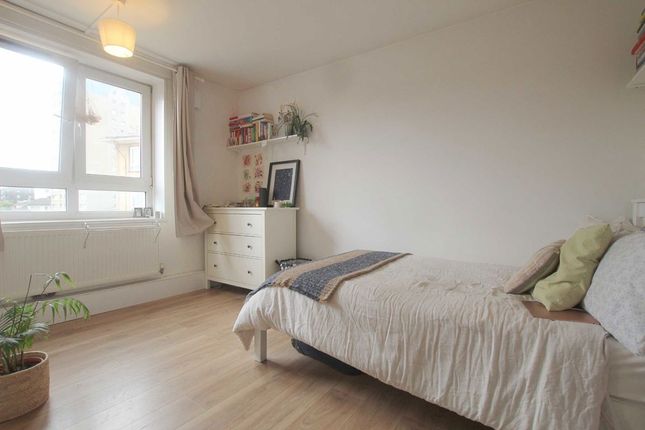 Flat 8, Linden House, Abinger Grove, London photo 4
