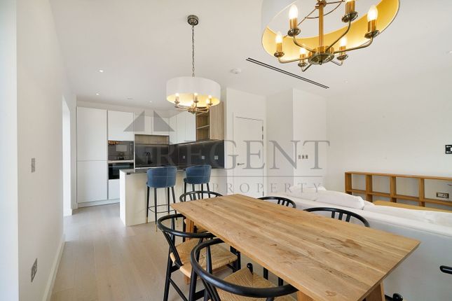13, Flat 132, Beaufort Square, London photo 4