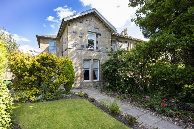 1_Glenbank_Road_Lenzie_005.Jpg