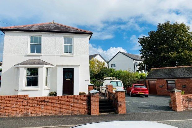 Thumbnail Property to rent in College Road, Carmarthen