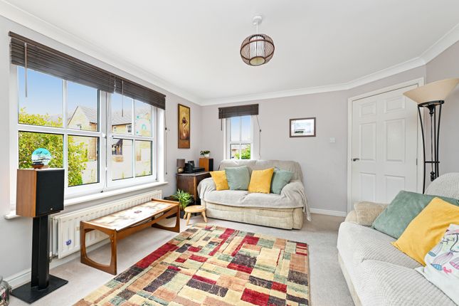 14, Jeanette Stewart Drive, Newtongrange photo 3
