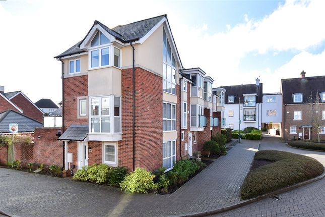 3-bed terraced on Queen Street Kings Hill, West Malling, £450,000