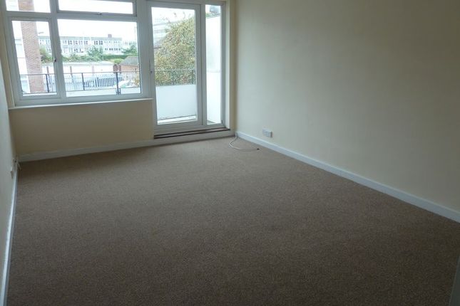 57 Durrington Gardens, The Causeway, Worthing photo 5