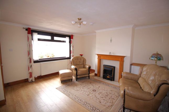 10, Hill Road, Montrose DD photo 2
