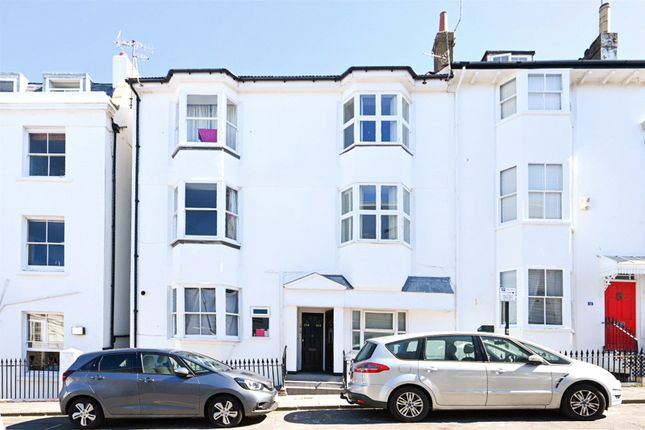 Flat for sale in Victoria Road, Brighton, East Sussex