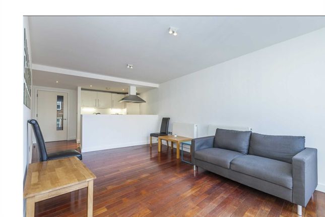 Thumbnail Flat to rent in Redchurch Street, Shoreditch