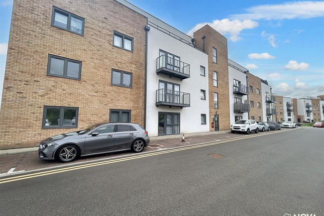 1-bed flat on 24, Juneberry Apartments, Luton, £190,000