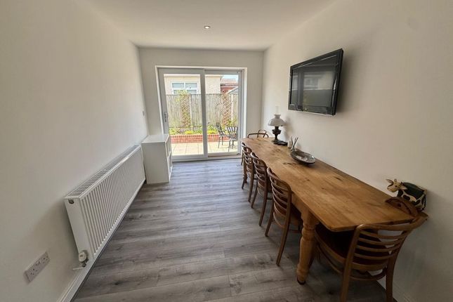 4, Elmwood Crescent, Newcastle Upon Tyne photo 4