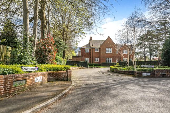 Flat for sale in Merrow, Guildford, Surrey