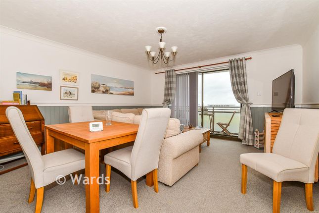 Mulberry Court, Grand Parade, Littlestone photo 4