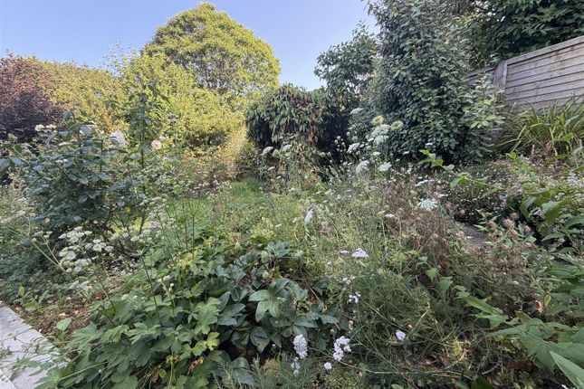 8, Reeds Park, Lostwithiel photo 2