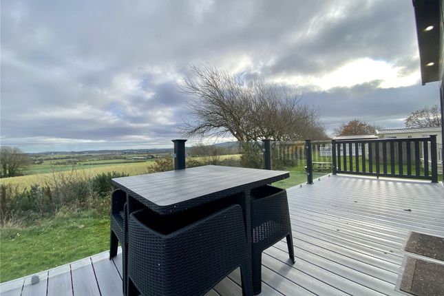 Mobile/park home for sale in The Lakes, Rookley