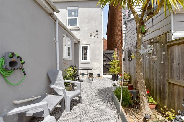 Worsley Road, Newport photo 3