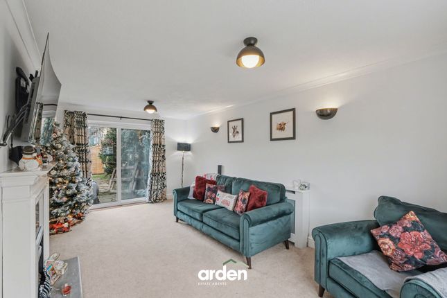 37 Bisley Close, Worcester photo 2