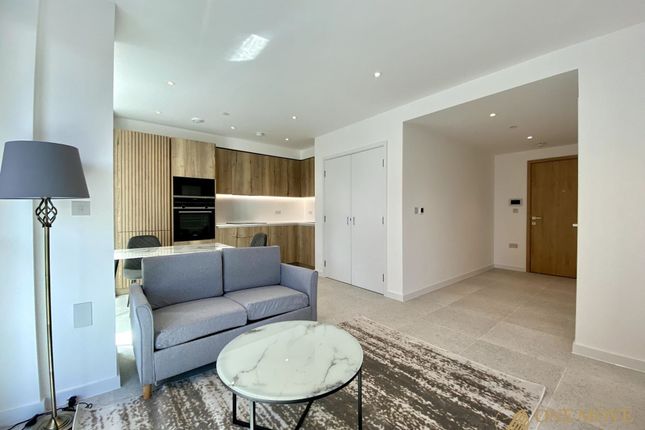Flat for sale in Tapestry Way, Jacquard Point