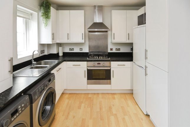 12, Mortymer Close, Dunmow photo 3
