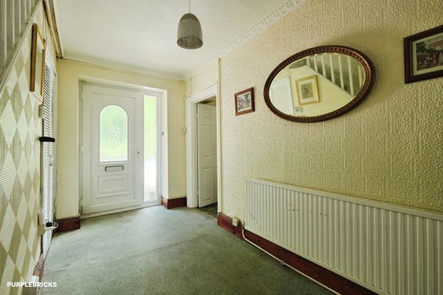 165, High Street, Abertillery photo 4