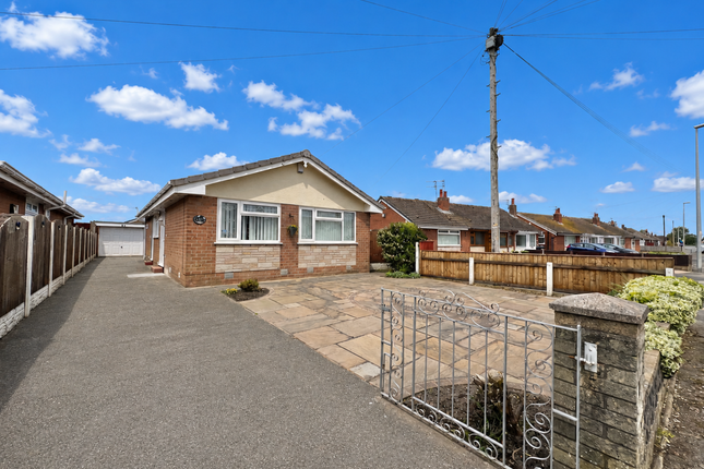 2-bed house on 114, Eastpines Drive, Cleveleys, £220,000
