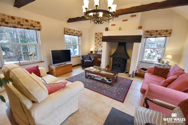 3, Poplar Meadow, Haverfordwest photo 2