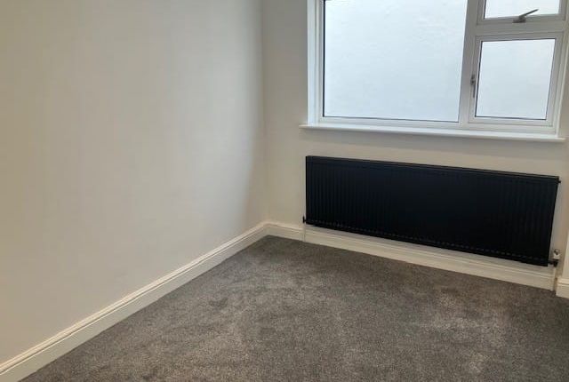 20a, Churchfield Road, Welling photo 5